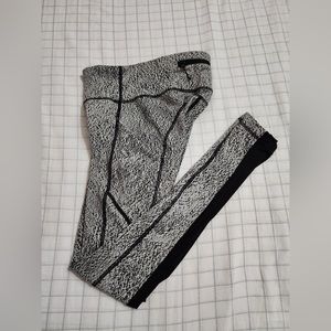 Lululemon Women’s Leggings size 2